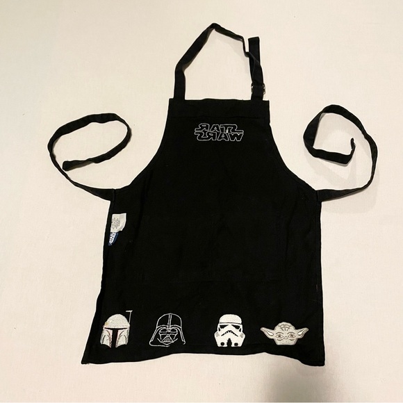 Williams Sonoma Star Wars Kids Apron Embroidered Yoda Darth Storm Boba - Picture 12 of 13